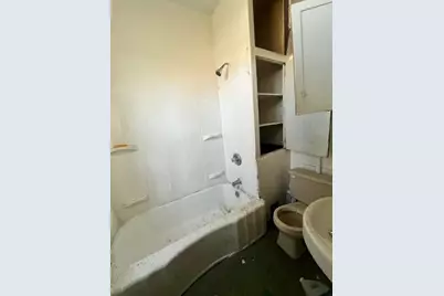 2753 N 20th St, Milwaukee, WI 53206 - Photo 15