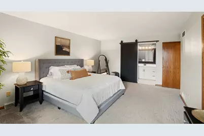 3850  Klondike Ct #B, Brookfield, WI 53045 - Photo 15