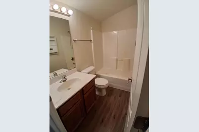 2135  Rainbow Lake Ln #124, West Bend, WI 53090 - Photo 17