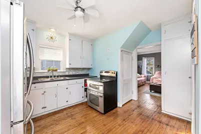 2132  Jackson St, La Crosse, WI 54601 - Photo 5