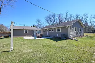 1213 Main St, Delafield, WI 53018 - Photo 33