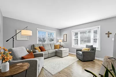 1213  Main St, Delafield, WI 53018 - Photo 11