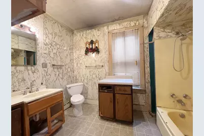 1623 N 24th Pl, Milwaukee, WI 53205 - Photo 15