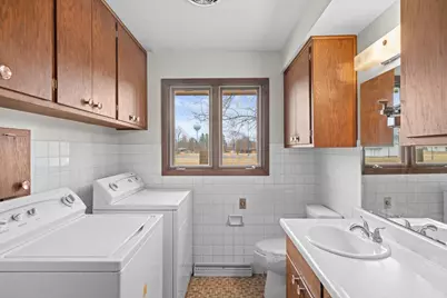 231 S 5th St, Cedar Grove, WI 53013 - Photo 23