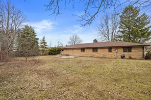 231 S 5th St, Cedar Grove, WI 53013 - Photo 31