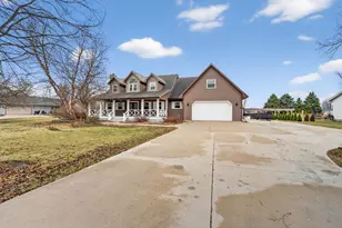 W5665 Lakeshore Dr, Sugar Creek, WI 53121 - Photo 31