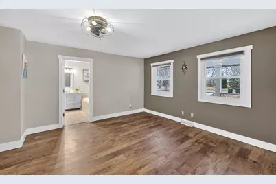 W5665  Lakeshore Dr, Sugar Creek, WI 53121 - Photo 17