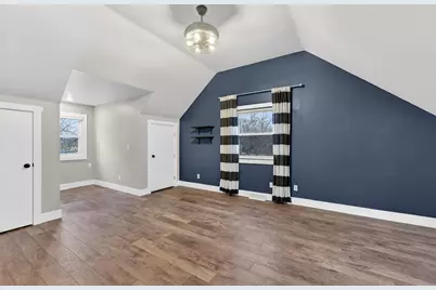 W5665  Lakeshore Dr, Sugar Creek, WI 53121 - Photo 21