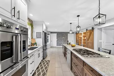 W5665  Lakeshore Dr, Sugar Creek, WI 53121 - Photo 7