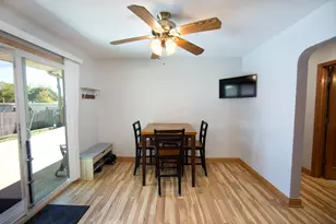 8825 W Morgan Ave, Milwaukee, WI 53228 - Photo 7