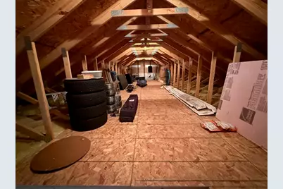 8825 W Morgan Ave, Milwaukee, WI 53228 - Photo 23