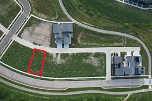 9407 S Lake Vista Pkwy, Oak Creek, WI 53154 - Photo 1