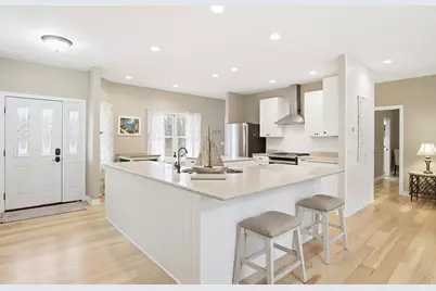 1121  Rolling Ln, Lake Geneva, WI 53147 - Photo 3