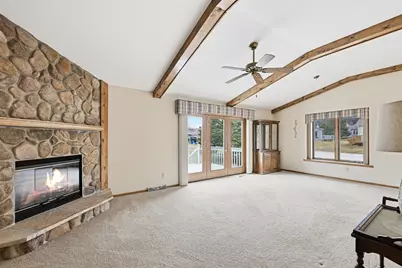 1045  Lansdowne Ct, Brookfield, WI 53045 - Photo 5