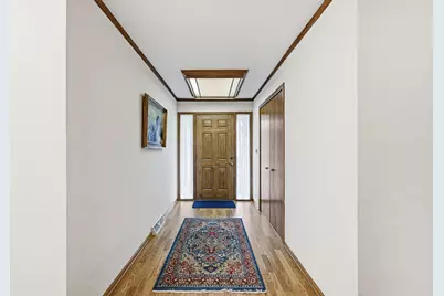 1045  Lansdowne Ct, Brookfield, WI 53045 - Photo 3