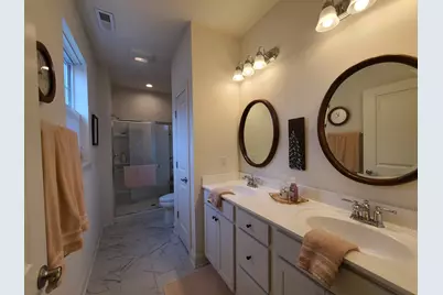 643  Cadence Cir, Lake Geneva, WI 53147 - Photo 19