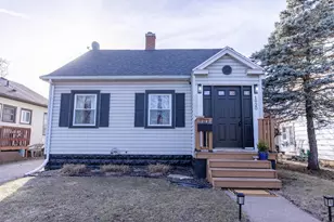 1920 16th St, La Crosse, WI 54601 - Photo 1