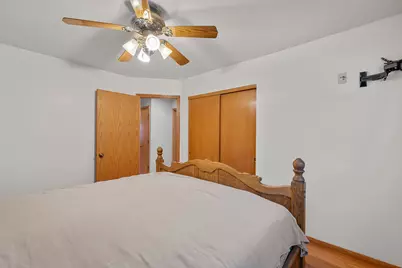 9313 W Clovernook St, Milwaukee, WI 53224 - Photo 21