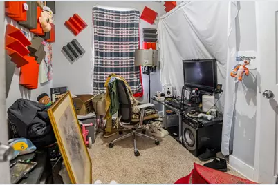 3139 N 21st St, Milwaukee, WI 53206 - Photo 15