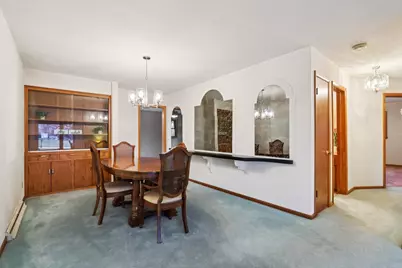 21840  Greendale Dr, Brookfield, WI 53186 - Photo 9