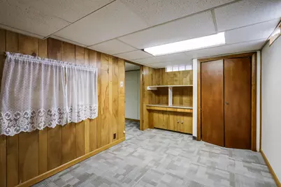 3702  Schroeder Dr, Manitowoc, WI 54220 - Photo 25