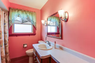 3702  Schroeder Dr, Manitowoc, WI 54220 - Photo 21