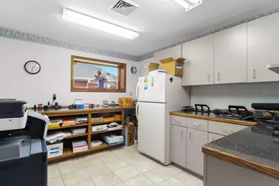 6 N West St, Elkhorn, WI 53121 - Photo 25