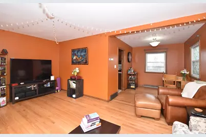 7822  8th Ave, Kenosha, WI 53143 - Photo 5