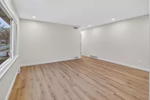 130 Buckingham Ln, Madison, WI 53714 - Photo 3