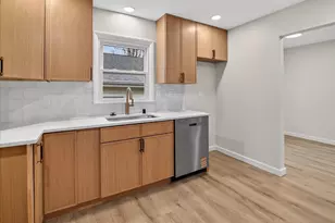 130 Buckingham Ln, Madison, WI 53714 - Photo 21