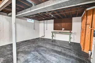 130 Buckingham Ln, Madison, WI 53714 - Photo 31