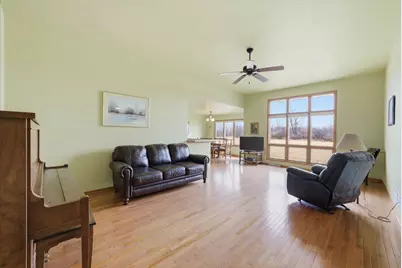 308 E Redding Cir, Belgium, WI 53004 - Photo 3