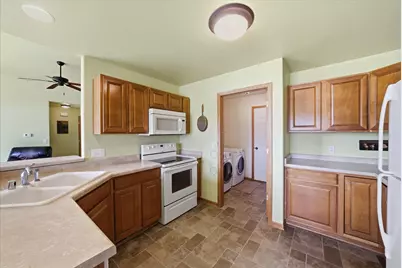 308 E Redding Cir, Belgium, WI 53004 - Photo 13