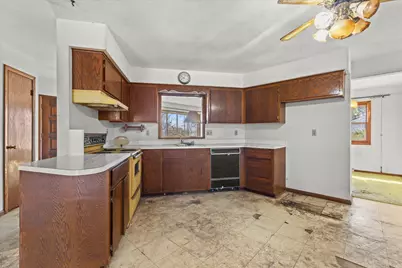 W135S6493  Windsor Rd, Muskego, WI 53150 - Photo 3