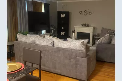 3922 N 80th St, Milwaukee, WI 53222 - Photo 3