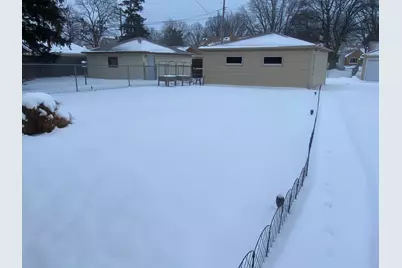 3922 N 80th St, Milwaukee, WI 53222 - Photo 19