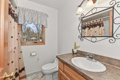 7307  West View Dr, Racine, WI 53185 - Photo 21