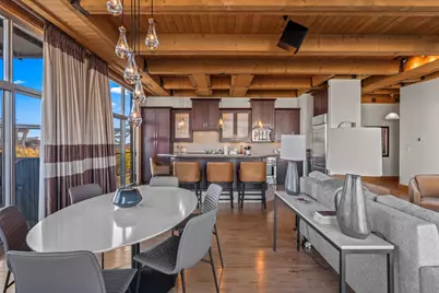 541 E Erie St #302-2, Milwaukee, WI 53202 - Photo 7