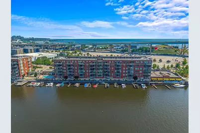 541 E Erie St #302-2, Milwaukee, WI 53202 - Photo 47