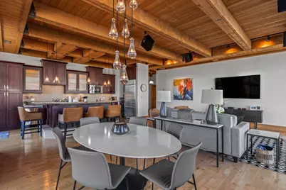 541 E Erie St #302-2, Milwaukee, WI 53202 - Photo 9