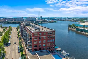 541 E Erie St, Milwaukee, WI 53202 - Photo 51