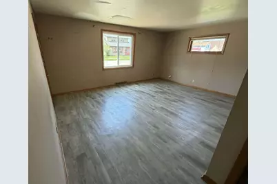 730  Broadway St, Sheboygan Falls, WI 53085 - Photo 5
