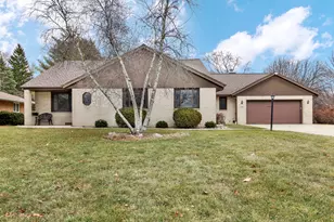 4916 S 82nd St, Greenfield, WI 53220 - Photo 35