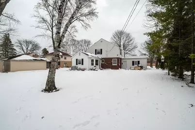 7219 N Santa Monica Blvd, Fox Point, WI 53217 - Photo 23