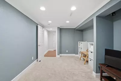 W141N10625  Wooded Hills Dr, Germantown, WI 53022 - Photo 41