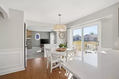 W141N10625  Wooded Hills Dr, Germantown, WI 53022 - Photo 21