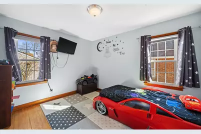 3584 S 17th St, Milwaukee, WI 53221 - Photo 17