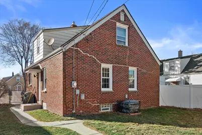 3584 S 17th St, Milwaukee, WI 53221 - Photo 35