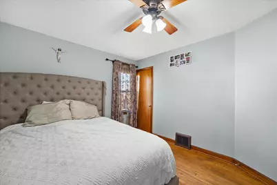 3584 S 17th St, Milwaukee, WI 53221 - Photo 15