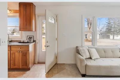 313 E Coolidge Ave, Appleton, WI 54915 - Photo 5